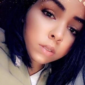 Meet your Posher, Rose